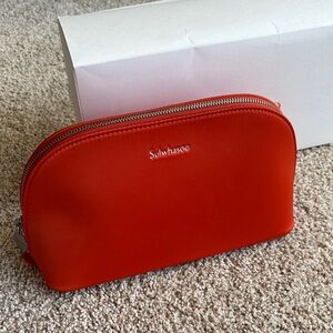 NWOT Sulwhasoo Signature Pouch Large